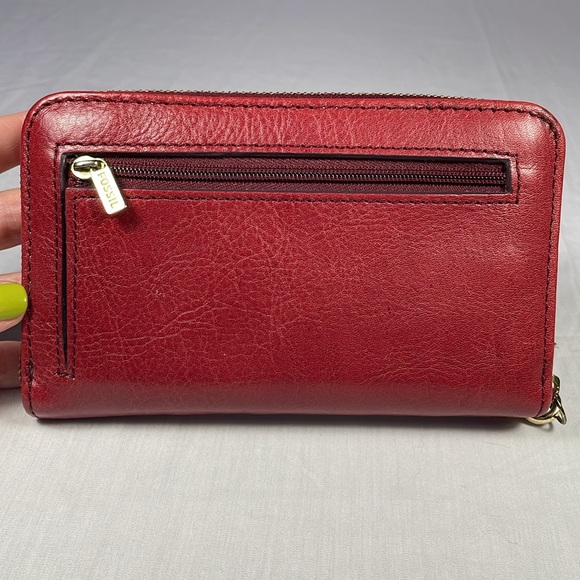Fossil Red Leather Zippered Wallet with strap Wristlet Burgundy Maroon - Picture 3 of 8